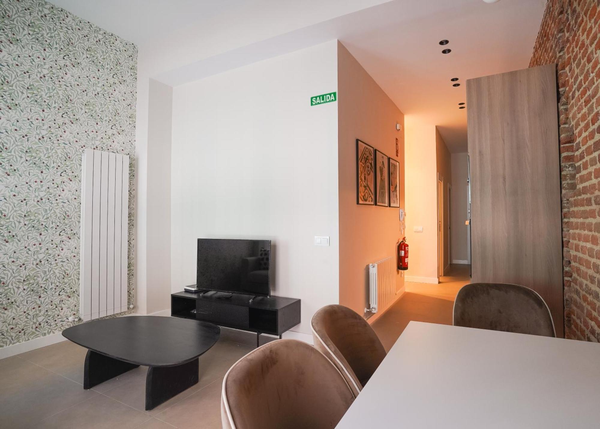 Modern Apartment-2Bedrooms 1Bath-Cuatro Caminos 马德里 外观 照片